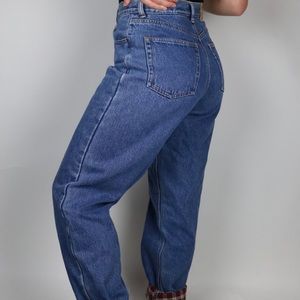 Eddie Bauer Jeans size 0 fits a size 28 waist